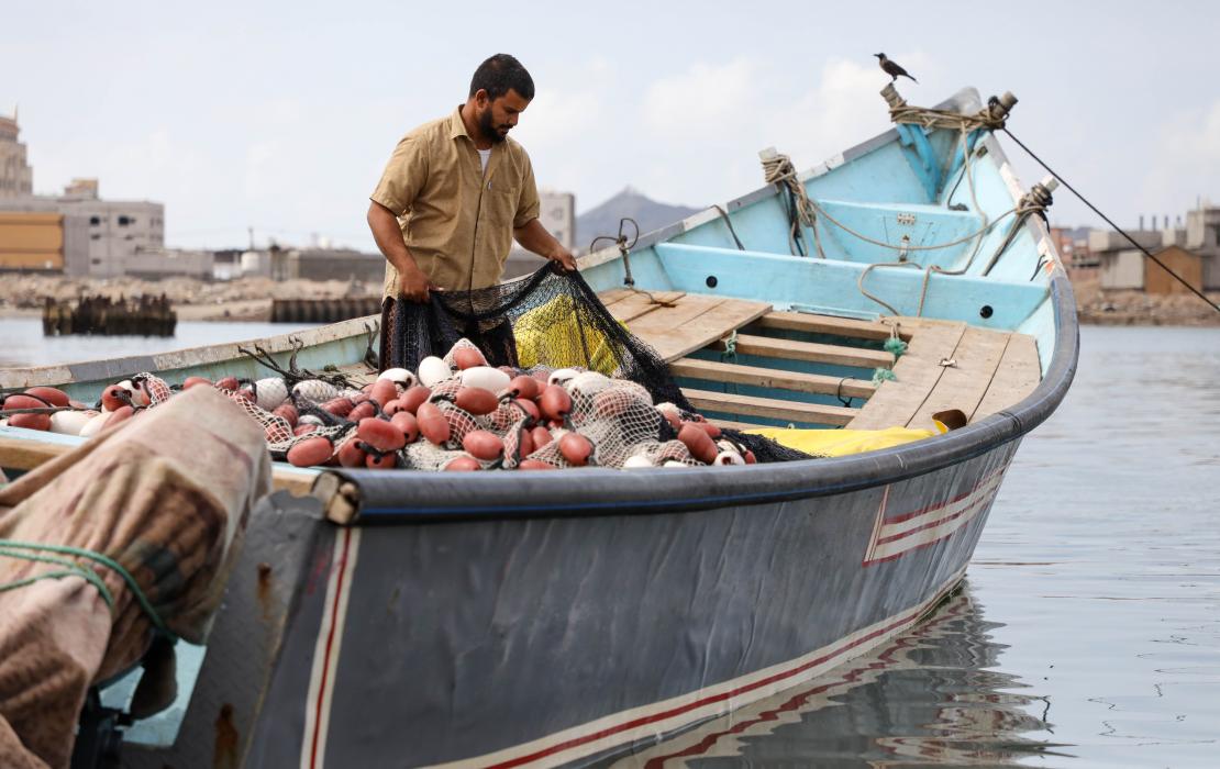 Un pêcheur au Yémen