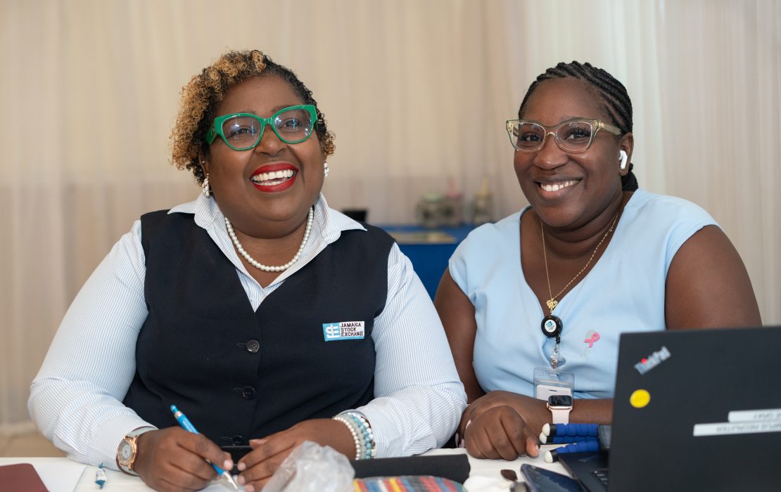 In preparation for the historic launch of Jamaica’s first green bond, UNDP has supported the Jamaica Stock Exchange deliver a series of workshops on Environmental, Social and Governance standards. Two participants of the Jamaica Stocktake Exchange workshop on Environmental, Social and Governance (ESG) standards