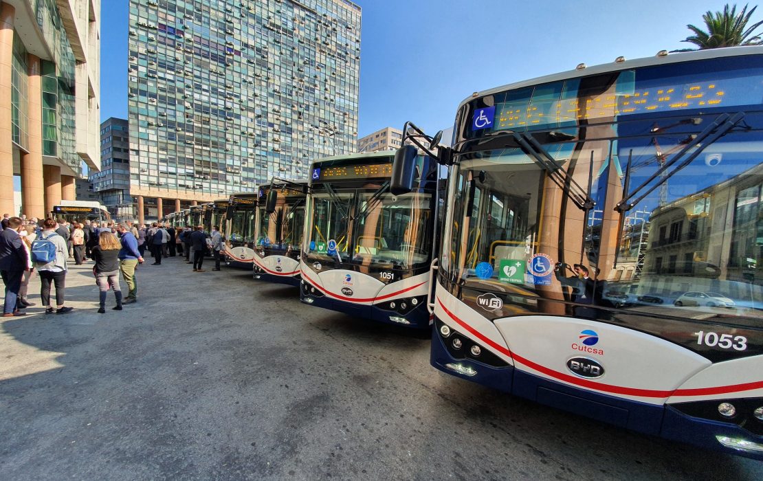 Modern electric buses used for public transport in Montevideo in Uruguay. Photo: UNDP Uruguay Modern electric buses lined up in Montevideo in Uruguay