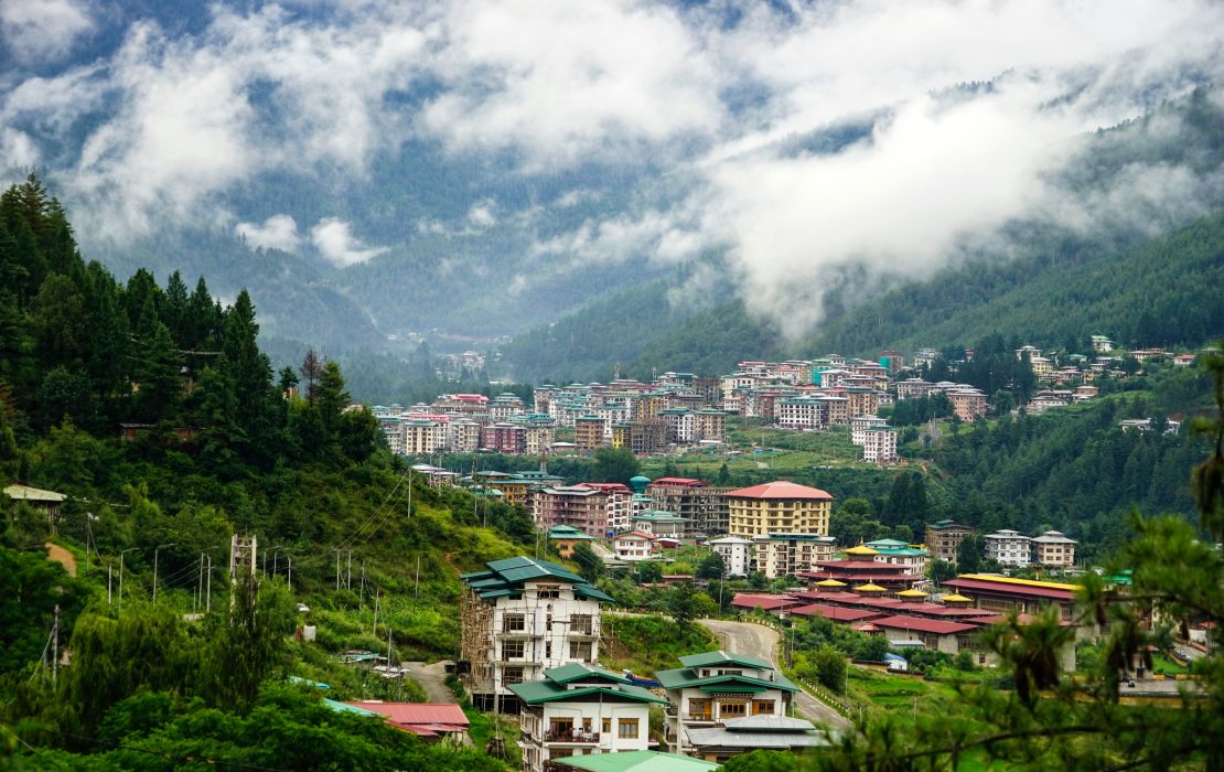 Green spaces in Thimphu reflect Bhutan’s commitment to climate resilience, biodiversity, and its rare carbon-negative status. Photo: UNDP Bhutan Green spaces in Thimphu reflect Bhutan’s commitment to climate resilience, biodiversity, and its rare carbon-negative status. Photo credit: UNDP Bhutan