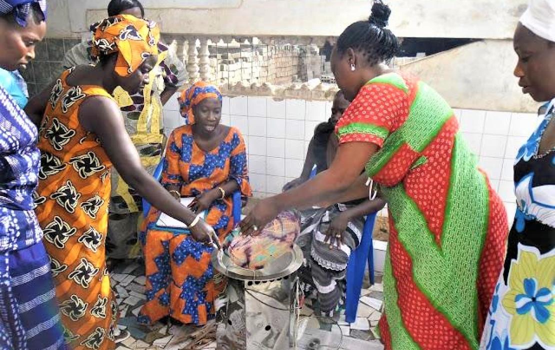 Women cooking