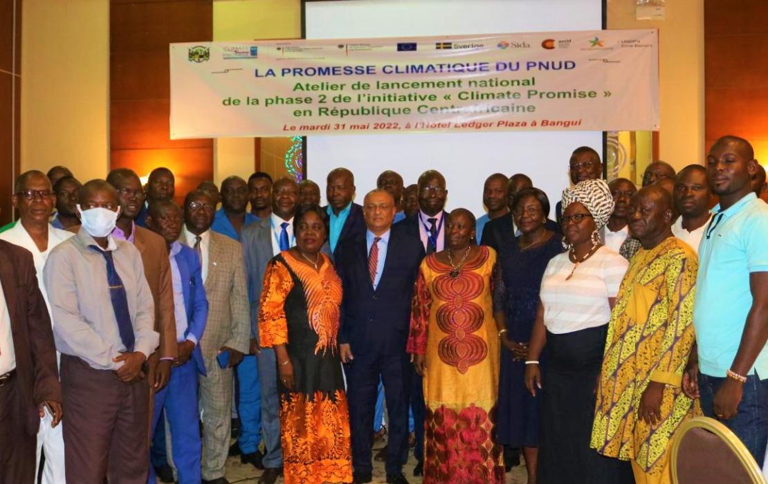 Photo de groupe lors du lancement de la phase 2 de la Climate Promise à Bangui