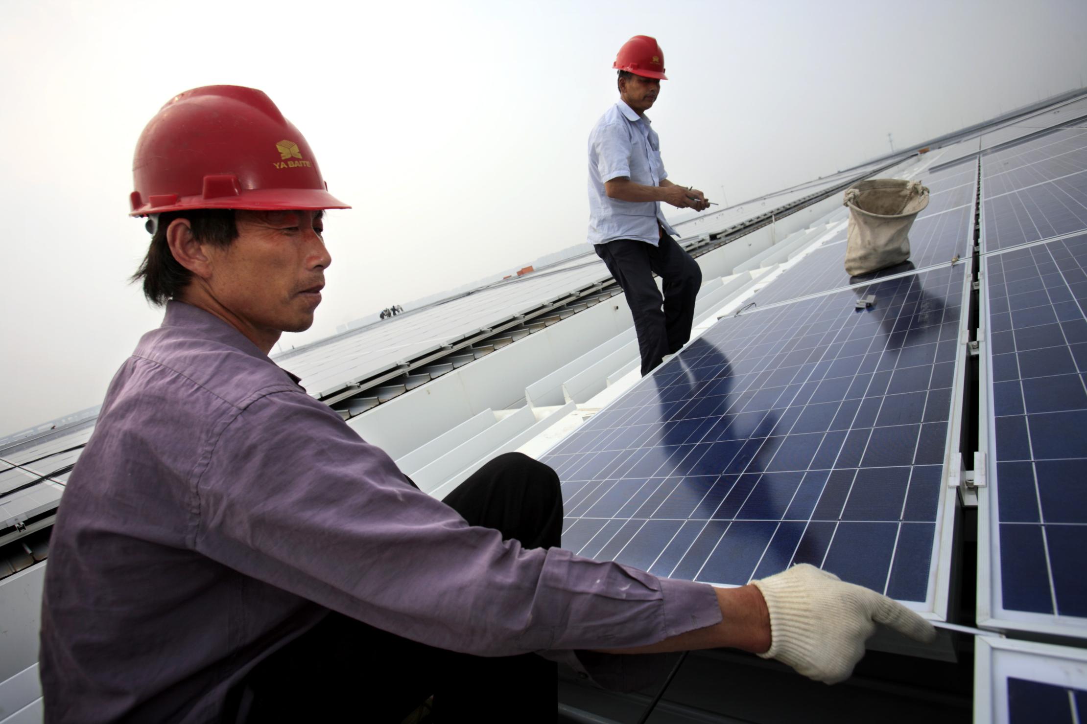 Instalación de paneles solares en China