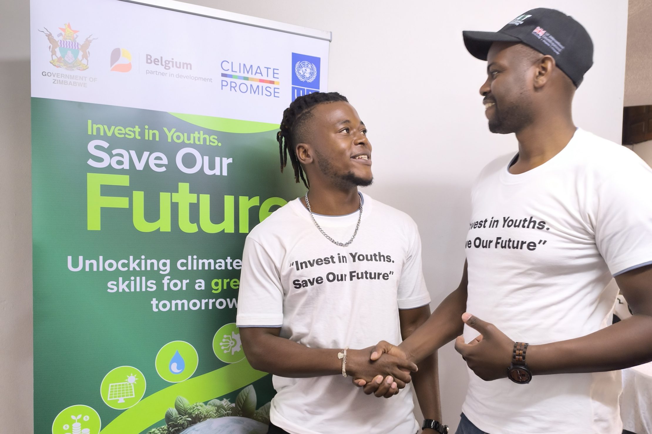 Photo: UNDP Zimbabwe Young people from Zimbabwe strengthening their skills in climate finance