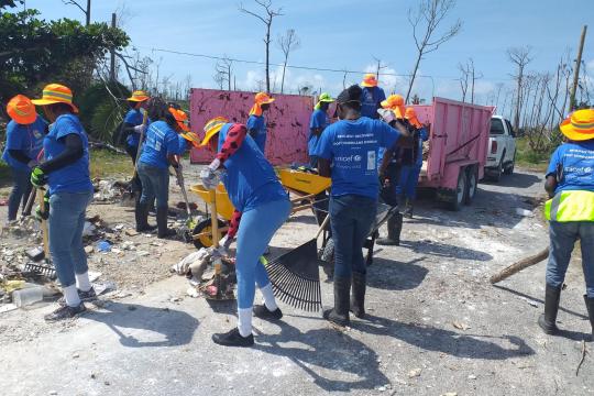 Clean up in Bahamas