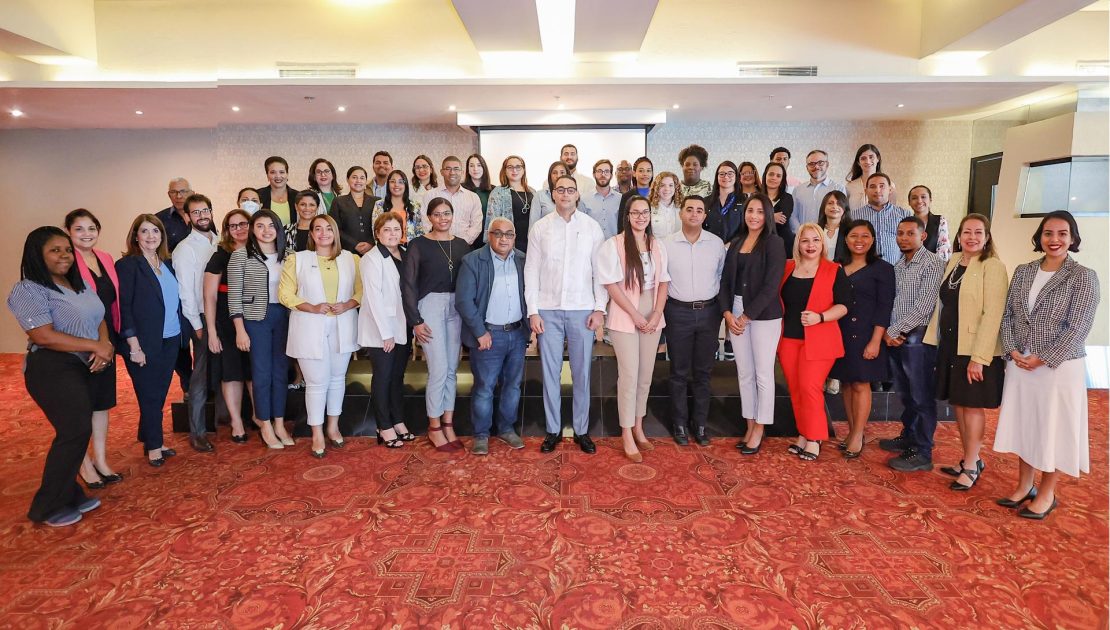 Participantes de Empresas por el Clima en República Dominicana