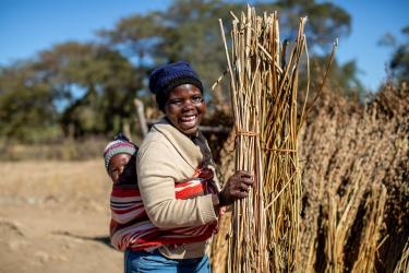 A mother and her child in Zimbabwe